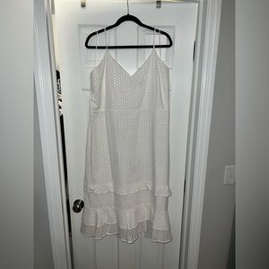 White Express Dress- Midi